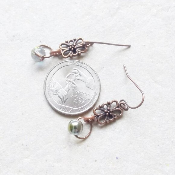 Lightweight Dainty Filigree Water Droplet Copper Earrings~ Short Dangle Earrings - Picture 2 of 6